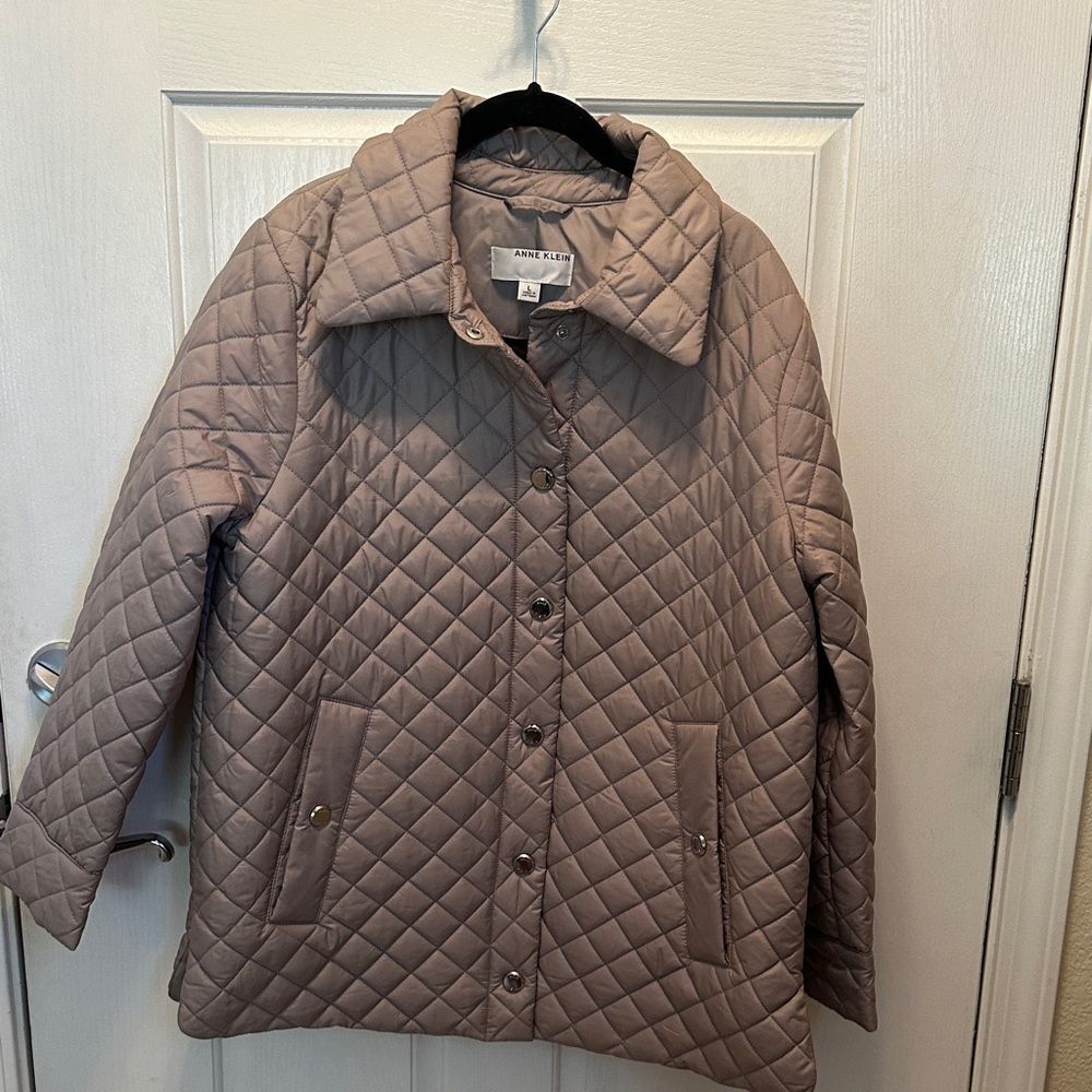 Anne Klein Women's Quilted Classic Taupe Puffer Coat Size Large